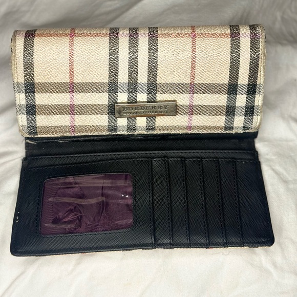 Burberry long wallet - Picture 4 of 8